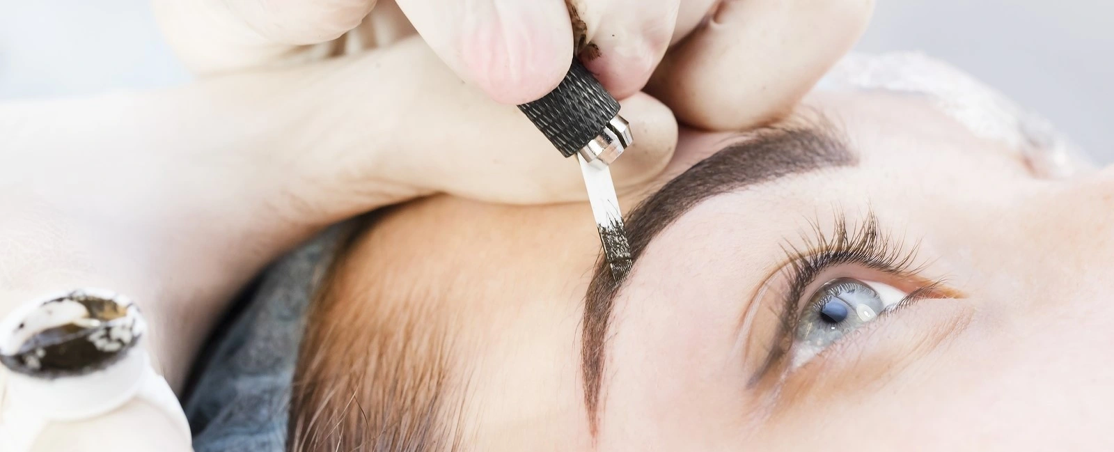 choosing a microblading technician