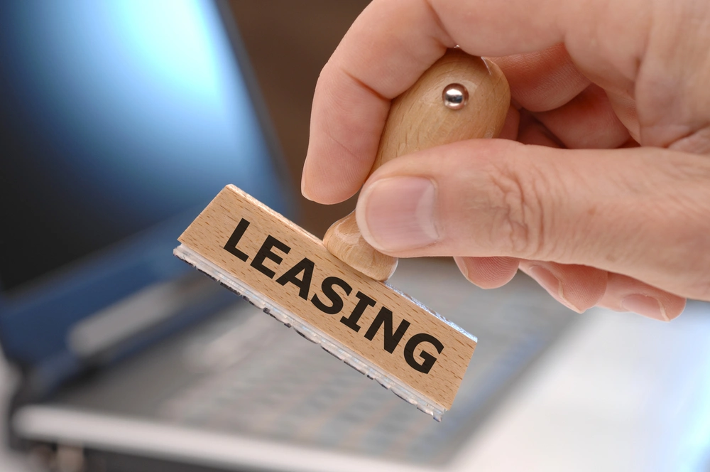 Understanding the Benefits of Lease and Rental Agreements for Artists